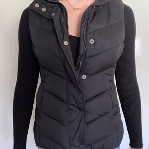 GAP Black Puffer Vest